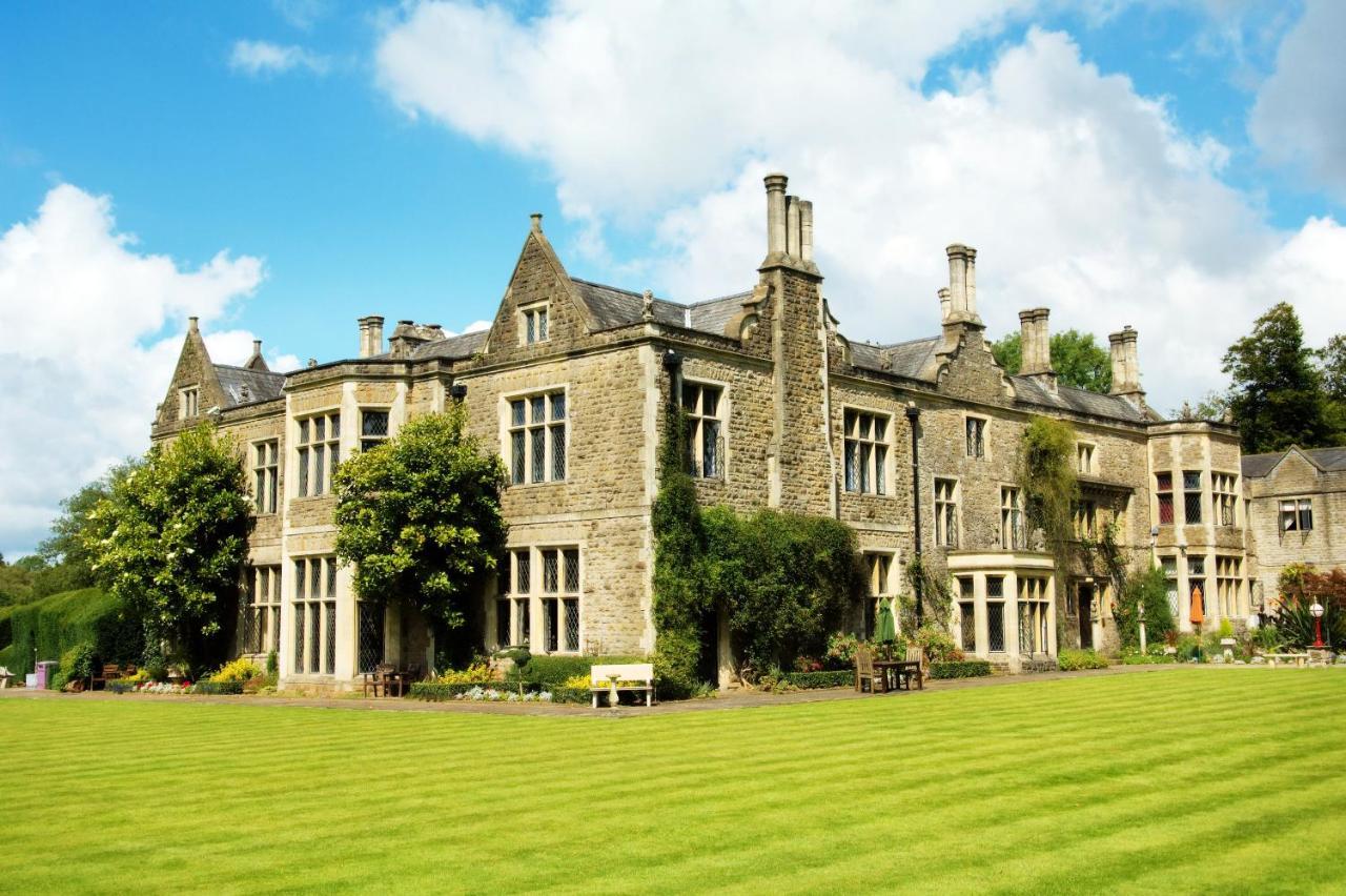 Miskin Manor Hotel Хензол Экстерьер фото