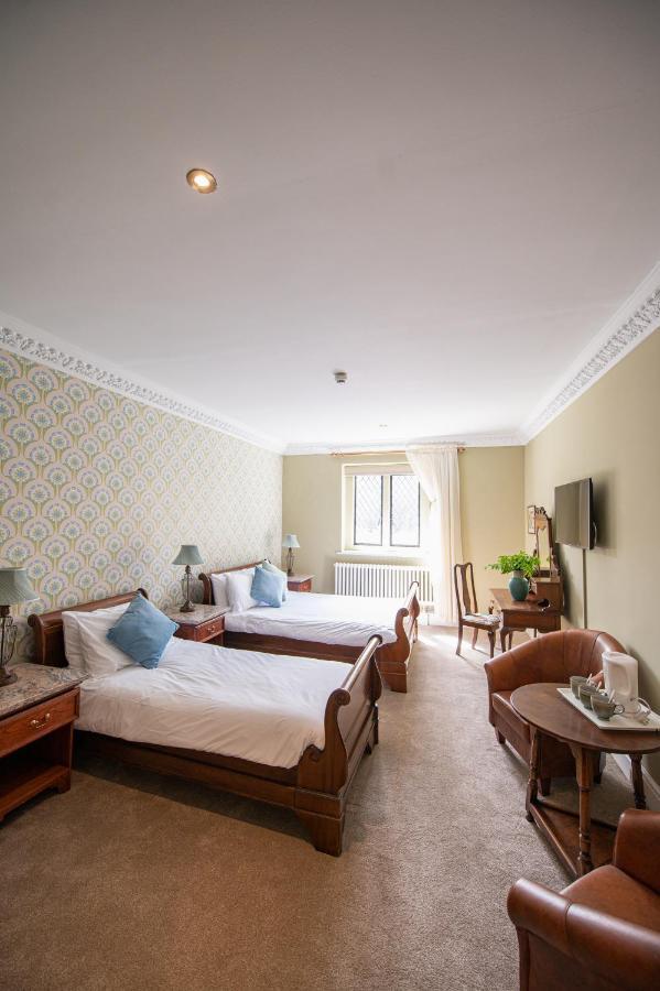 Miskin Manor Hotel Хензол Экстерьер фото