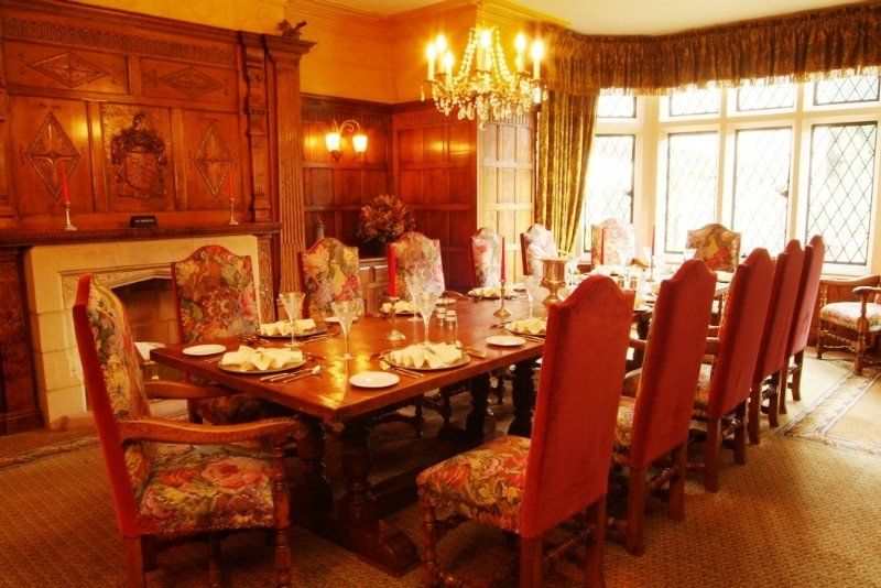 Miskin Manor Hotel Хензол Экстерьер фото