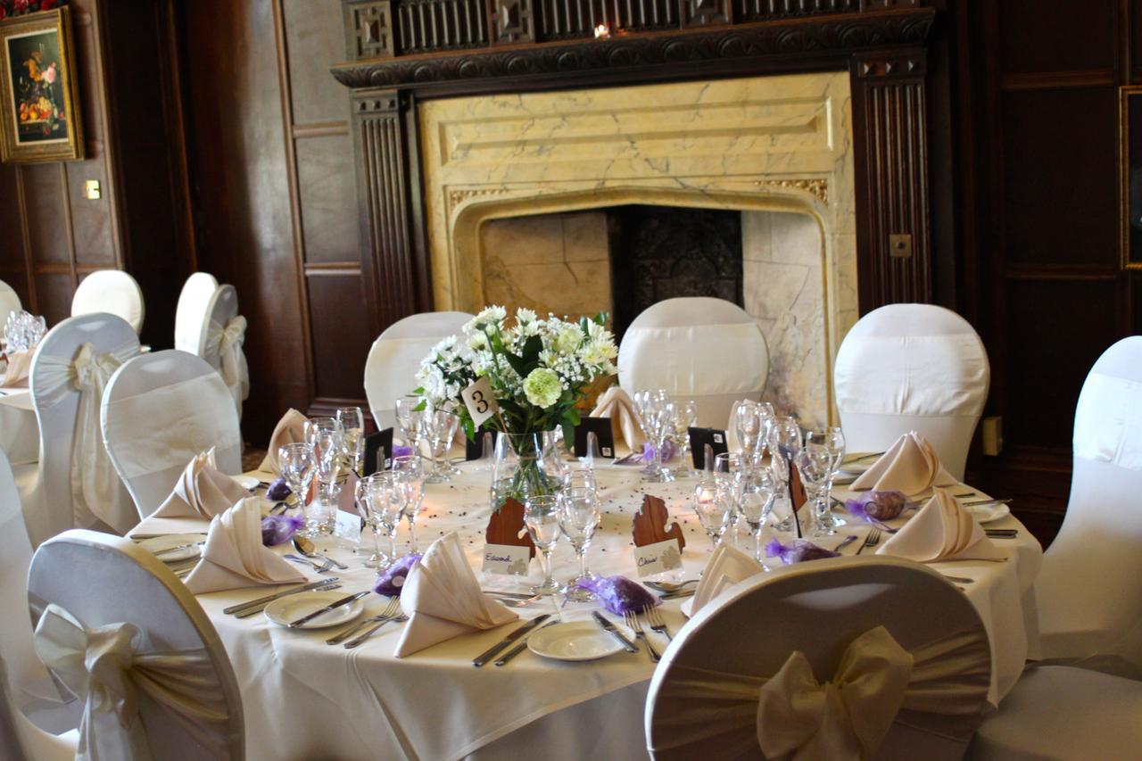 Miskin Manor Hotel Хензол Экстерьер фото