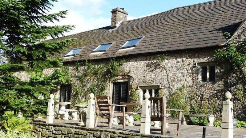 Miskin Manor Hotel Хензол Экстерьер фото